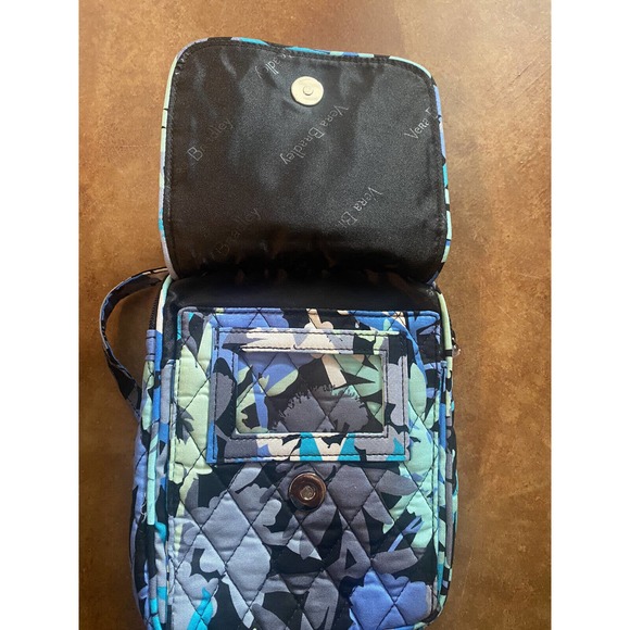 Vera Bradley RFID Mini Hipster Crossbody Purse Multi Color NWT. - Picture 5 of 9